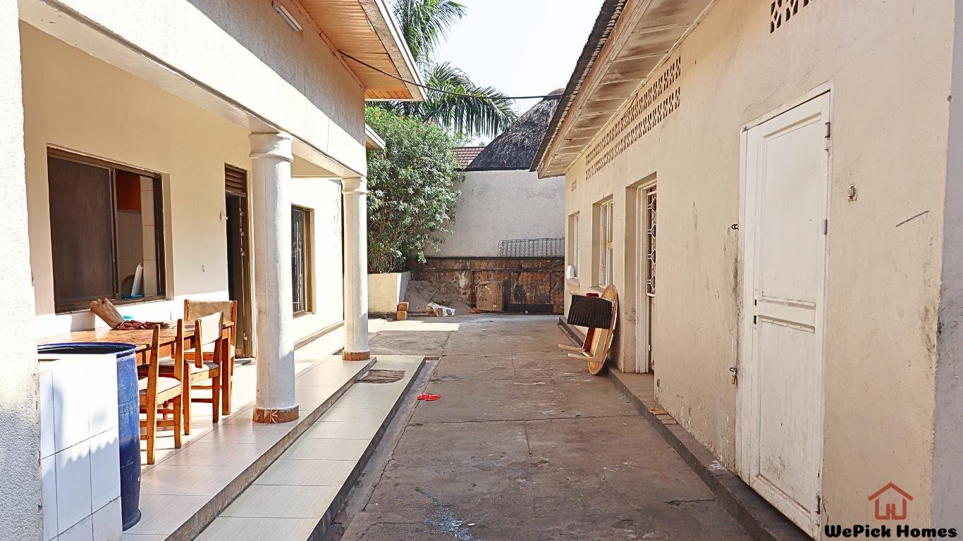 4-Bedroom House For Rent in Kimihurura, KIgali | WePick Homes Real Estate.