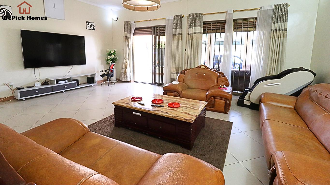 4-Bedroom House For Rent in Kimihurura, KIgali | WePick Homes Real Estate.