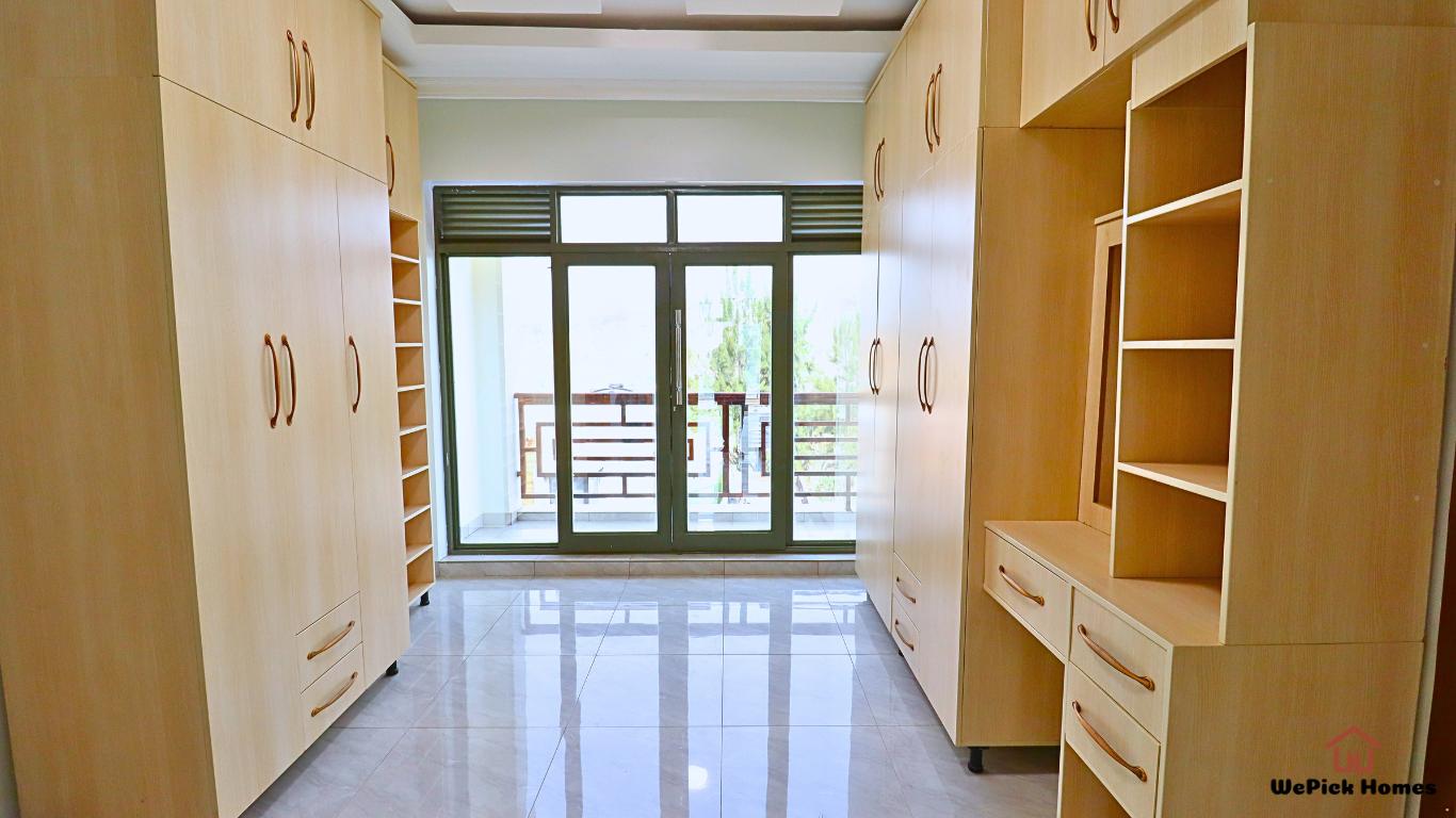Elegant Three-Story, Six Bedroom House for Sale in Kibagabaga