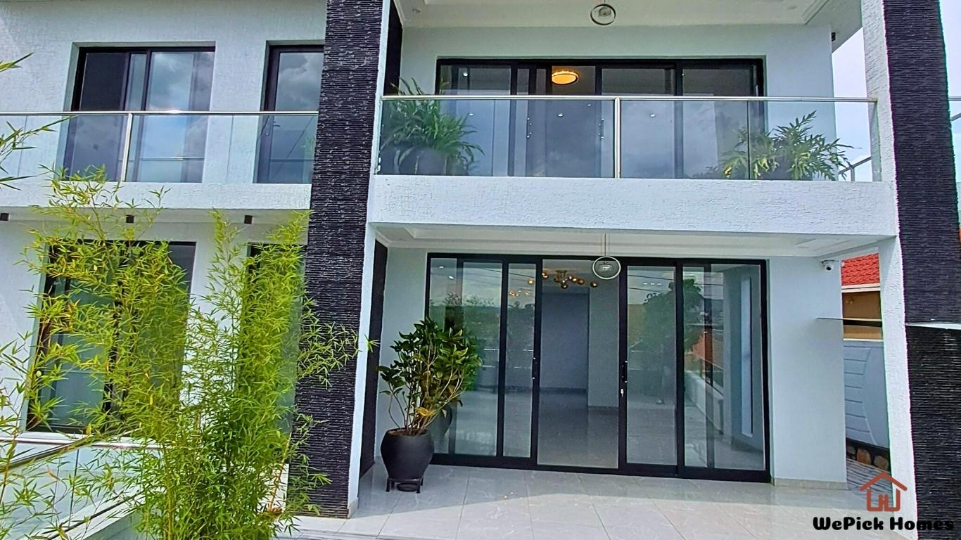 6-Bedroom House for Sale in Kibagabaga, Kigali | WePick Homes Real Estate.