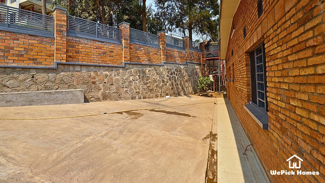 Unfurnished 3-Bedroom House For Rent in Kacyiru, Kigali | WePick Homes Real Estate.