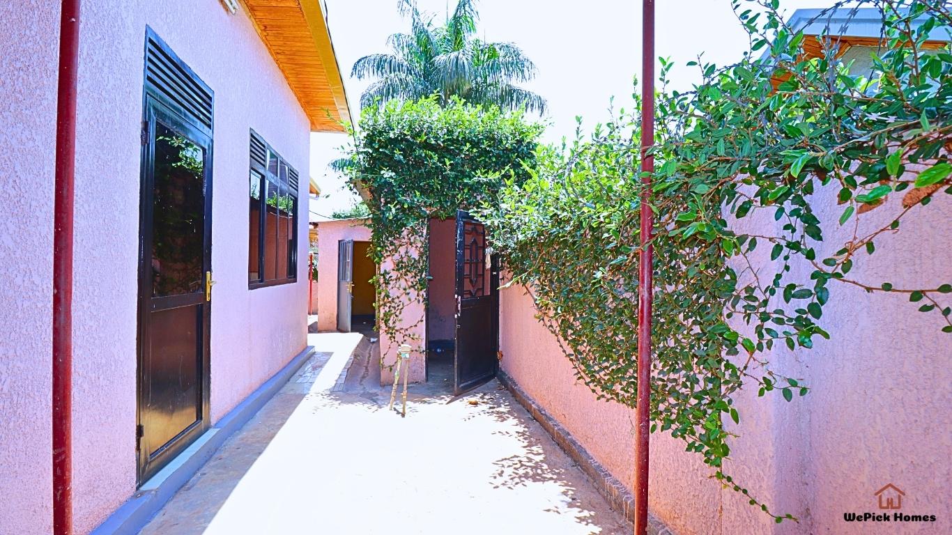 3-Bedroom House for Rent in Kacyiru, Kigali | WePick Homes Real Estate.