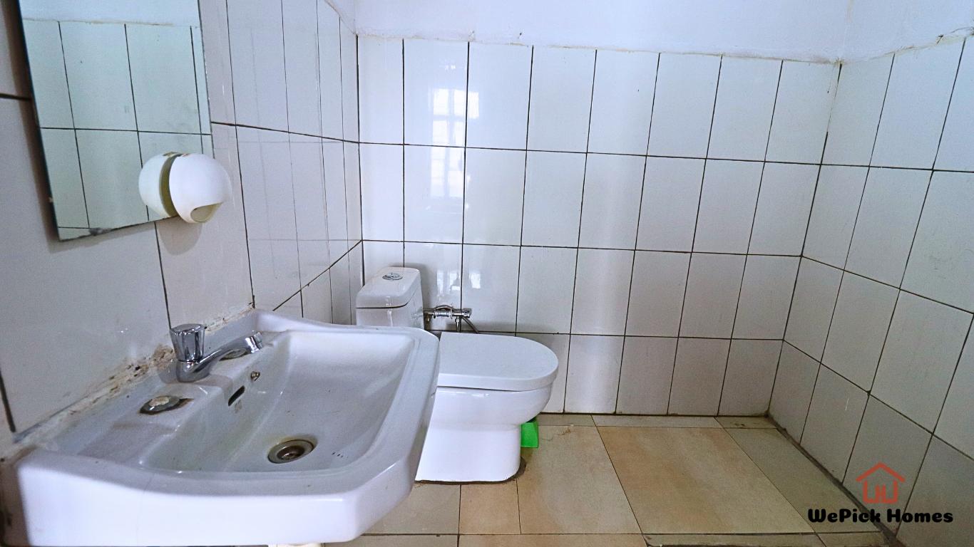 Unfurnished 3-Bedroom House For Rent in Kacyiru Kigali | WePick Homes Real Estate.