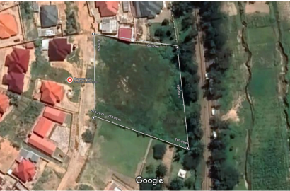 For Sale: A 3858.915 Sqm Commercial Plot in Runda, Kamonyi.